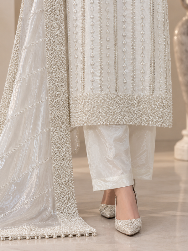 White Elegent Luxury Dress